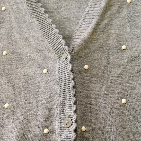 Sweater - Picture 4 of 5